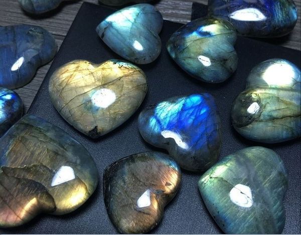 

ocean heart, natural stretch stone blue moonlight, love pendant. light super strong, Silver