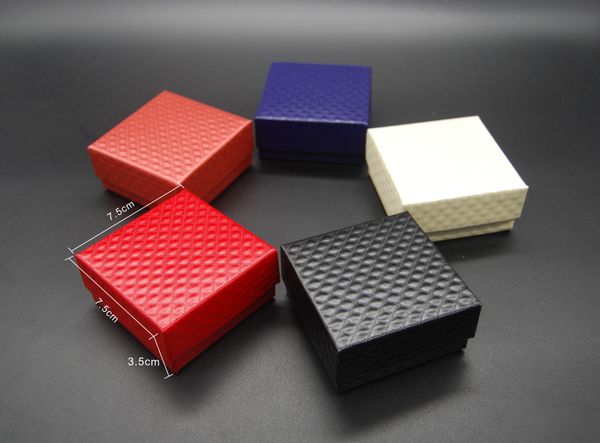 

Hot Jewelry Display Cases Cardboard Necklace Earrings Ring Bracelet Jewelries Box Sets Packaging Gift Box with Sponge