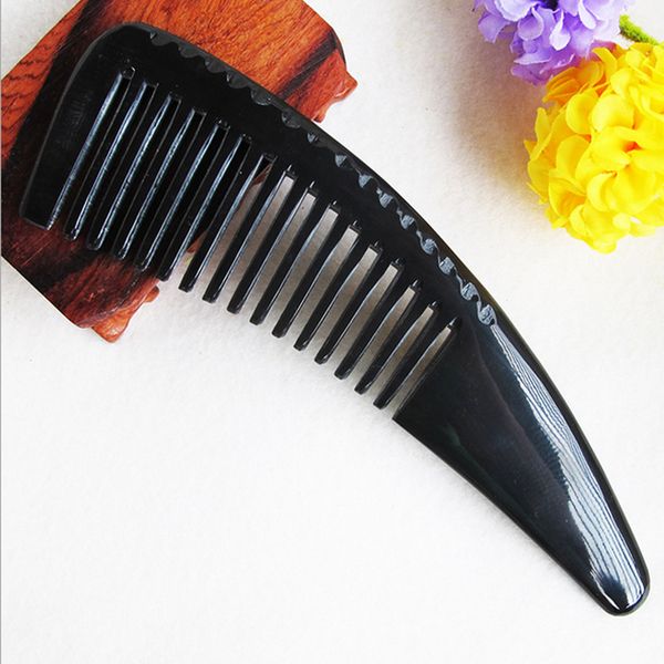 

Ox Horn Hair Comb Wholesale Supplier Handmade Wide Toothed Mini Pocket Travel Family Fade Comb over Hair styling beard style Christmas Gift