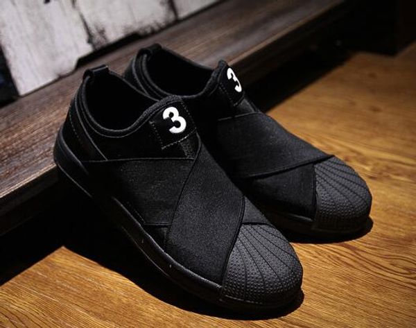 

Sapatos ocasionais ugg2017