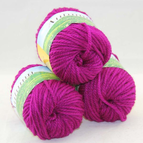 

lot 3 balls x 50g chunky thick soft wool yarn hand knitting plum crazy 248-212-3, Black;white