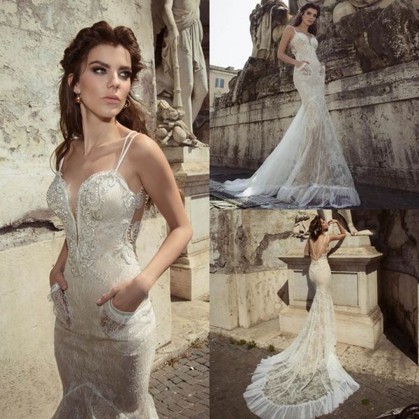 Julie Vino 2019 Abiti da sposa Completo in pizzo con applicazioni di perline Scollo profondo Abiti da sposa senza schienale Sweep Train Abito da sposa a sirena