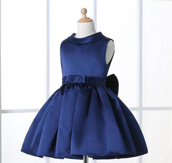 

Aparato de Vestido de Meninas maggiedress