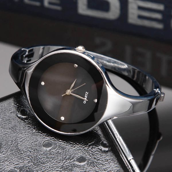 

Fashion Brand women's girl silver Steel Metal Band quartz bracelet wrist watch C06