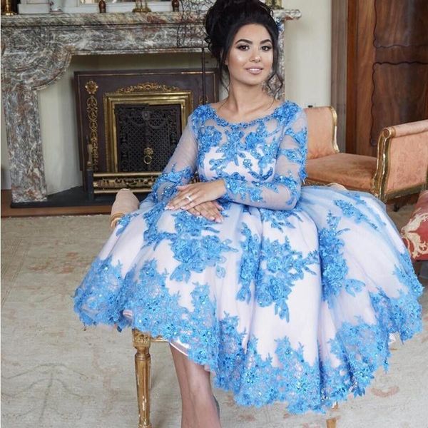 2020 Arap Kadınlar Kokteyl Elbiseleri Scoop Boyun Uzun Kollu Mavi Dantel Aplikler Boncuklu Gelinlik Modelleri Parti Elbise Çay Boyu Eve Dönüş Önlükler