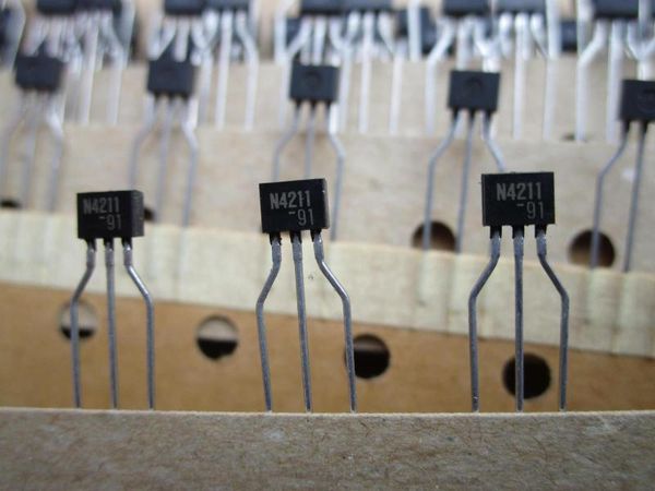 

new japan rohm power transistors un4211 n4211 original authentic discount