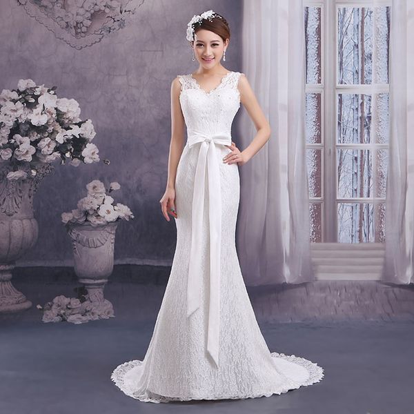 

romantic v neck lace mermaid wedding dresses 2017 new lace up bridal dress with sweep train, White