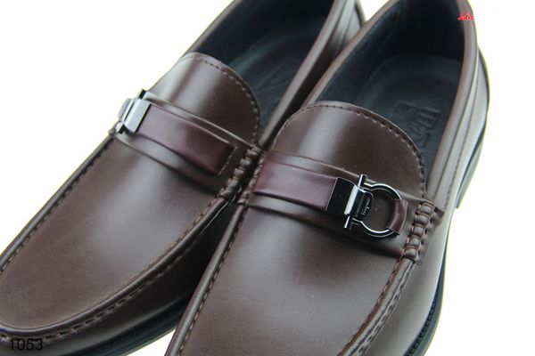 

Luxury brand men lei ure dre hoe real leather metal buckle logo uit hoe zapato hombre plu ize 45 46
