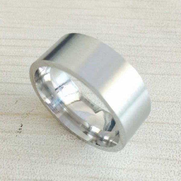 Raffinati uomini semplici da 8 mm di spessore in acciaio inossidabile 316L anelli di fidanzamento in metallo argentato per uomo donna di alta qualità USA taglia 6-14