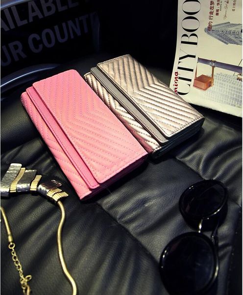 

2017 korean edition fashion trend pure color triangle embroidery line new women's purse in three fold leather handbag, Red;black