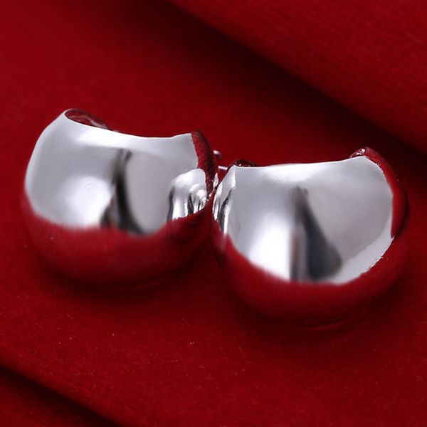 

Hoop & Huggie bestseller002