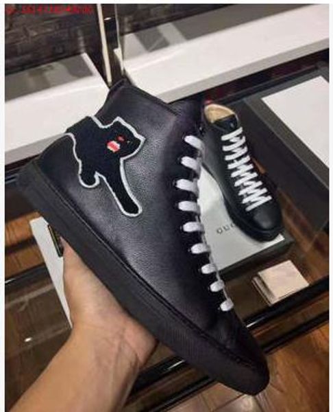

2017 latest brand designer applique animal black genuine leather fashion boots lace-up comfortable casual flat leisure shoes