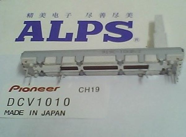 

wholesale- [ sa ]alps slide potentiometers vanguard 500 6 cm a10kx2 10kax 2 alpes 20mm shaft--10pcs/lot