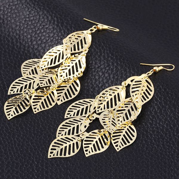 

fashion new electroplating korea style leaves joker earrings eardrop wholesale clothing accessories earrings factory price ing