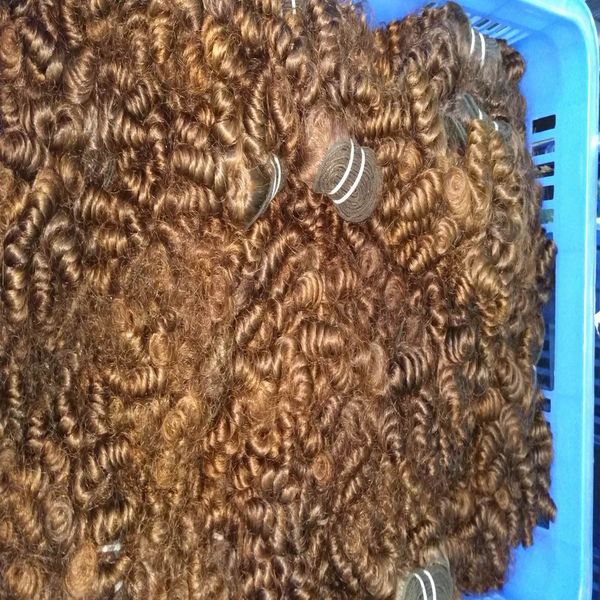 3 fasci di capelli naturali Jerry Curly Indian Raw Human Hair all'ingrosso Buon affare colore nero fornito