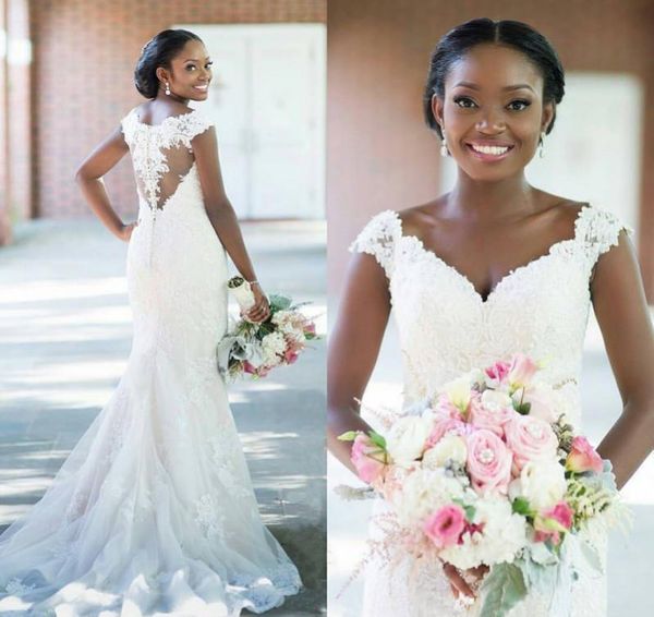 2019 südafrikanisches neues elegantes Spitze-Tüll-Meerjungfrau-Hochzeitskleid Vintage Sexy V-Ausschnitt langes Garten-Kirche-Brautkleid Plus Size nach Maß