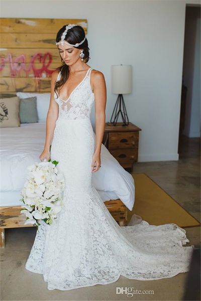 2019 Bohemian Beach Abiti da sposa Scollatura profonda Sirena Boho Abiti di pizzo Abiti da sposa in pizzo Scollo a V profondo Abiti da sposa Custom Made