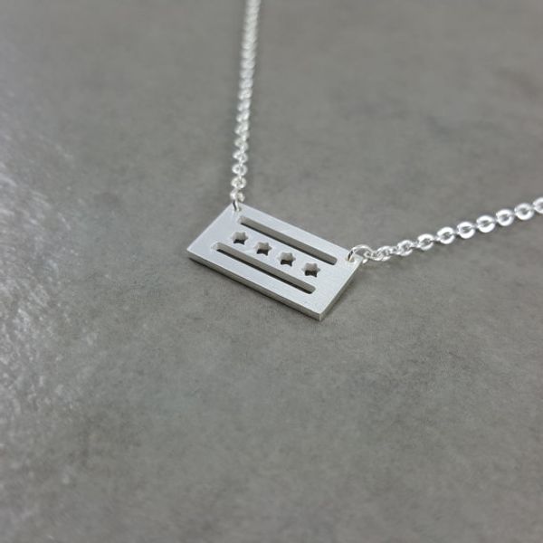 

10pcs- n040 gold silver simple chicago flag necklace american usa city flag necklaces united states us state city necklace stars necklaces