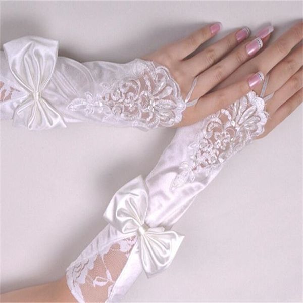 

new 2017 bridal gloves with lace appliqued bow fashionable wedding gloves elegant white/ivory/red wedding accessories