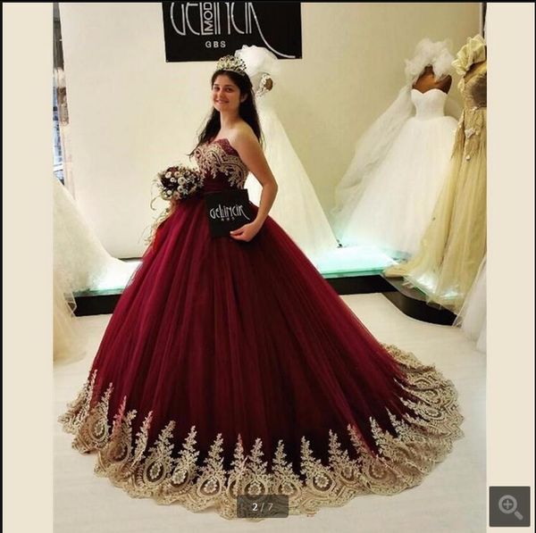Vinho Vermelho Vestido de Bola Vestidos de Noiva Sweetheart Corset Back Lace Appliques Princesa Dubai Vestidos De Casamento Coloridos Não Branco
