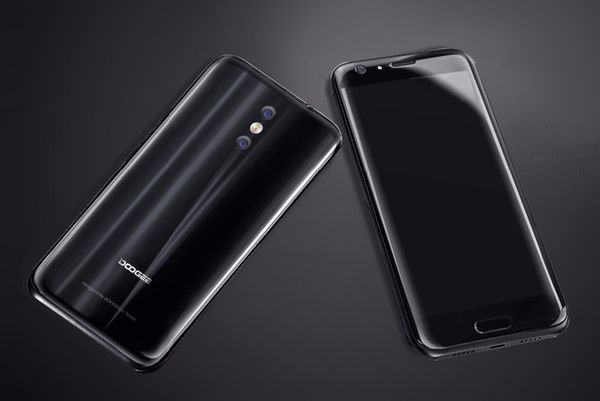 

Doogee BL5000 Smartphone 5.5Inch MTK6520T Octacore 4GB Ram 64GB ROM 5050mAh Big Battery Mobilephone Dual Camera 13MP Back Camera Mobilephone