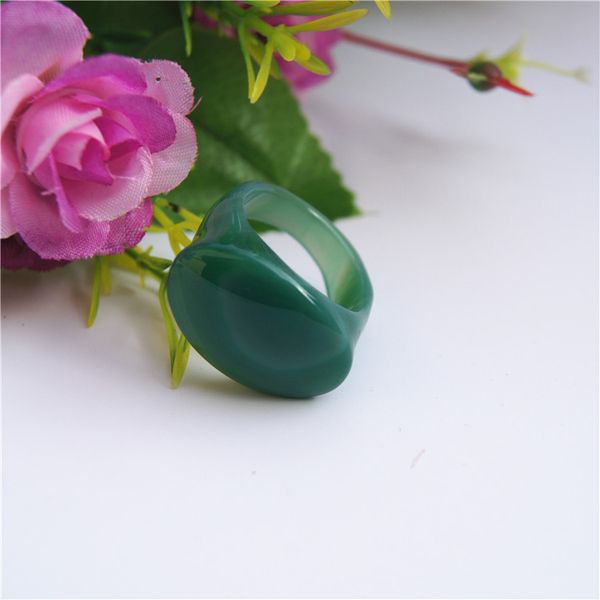 

natural green longan agate hand-carved agate oval ring surface ring ring, Silver