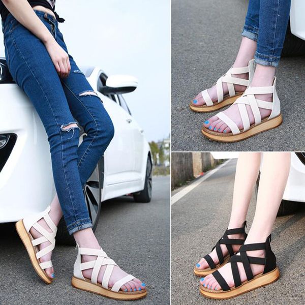 Dicke Sohlensandale für weibliche Sommerstudenten, ein Slip mit flachen Sandalen, All-Match-Muffin-Freizeit, koreanische Flut-Damensandalen, Gladiator-Sandalen