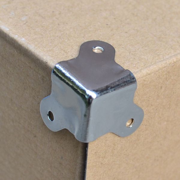 Frete grátis 23mm suporte de canto de metal caixa de ar canto saco de Bagagem hardware parte caixa de ferramentas de som mobiliário de Alumínio caso canto