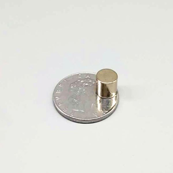 50 Stück 8*6 8x6 mm superstarker Magnet D8x6mm Seltenerd-Magnetmaterialien für Motoren Sensoren Gehäuse Taschen Mahcinery Elektronikplatine Haltemagnete