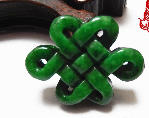 

jade pendants, manual sculpture, (talisman) double knot chinese knot. necklace pendant, Silver