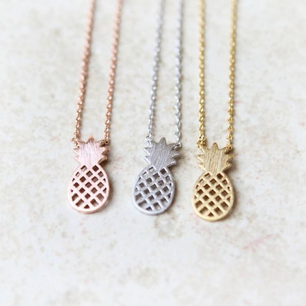

2018 fashion silver plating necklace ananas pendant necklaces for women wholesale and mixed color ing