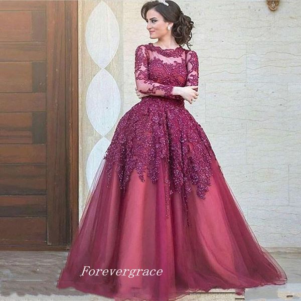 Günstige Burgunderrote lange Ärmel Dubai Arabisch Abendkleid Sexy Sheer Neck Frauen tragen Kleid für besondere Anlässe Partykleid nach Maß Plus Size