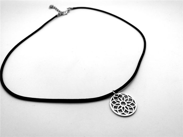 

simple hollow line rose sun flower petal necklace metal floral fun daisy sunflower lotus dreamcatcher leather rope necklaces, Silver