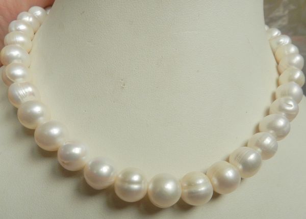 

new 14k solid gold clasp 10-11mm white akoya pearl necklace 18", Silver