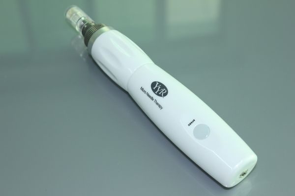 

yyr rechargable auto derma pen therapy micro needle 0.25mm-2mm electric derma pen with retail packing box