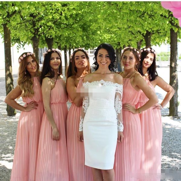 Abiti da damigella d'onore bohémien Abiti da festa per gli ospiti di un matrimonio country Abito da ballo lungo da spiaggia Abito da sera in chiffon plissettato con scollo all'americana Blush Pink Plus Size