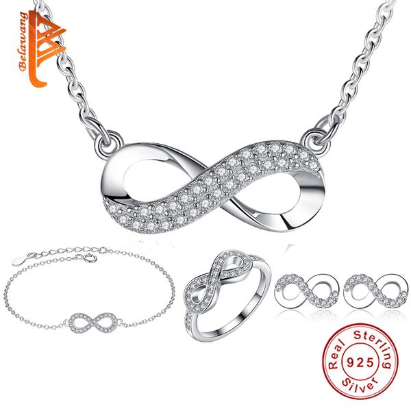 

Pulseira, brincos e colar belawang_fashion