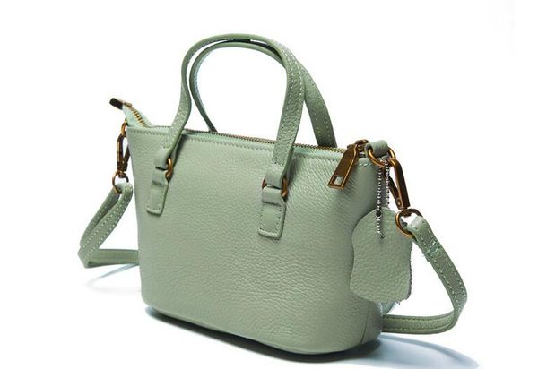 

2017 autumn section of the latest pure color cosmetic bag ladies bag