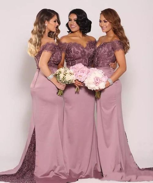 2020 Barato Sereia Dama de honra Vestidos Sweetheart Off Off Off Lace Appliques Pérolas Cetim Plus Size Long Maid of Honor Wedding Guest Dresses