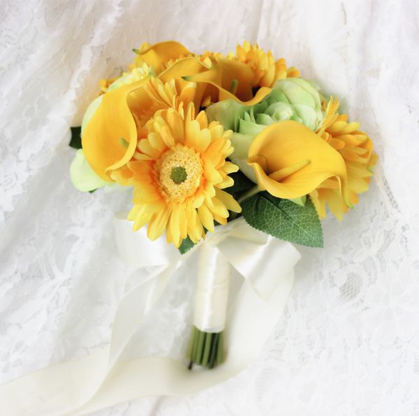 

yellow bride holding bouquet artificial cascading graceful calla lily silk wedding quality flowers 24cm diameter new