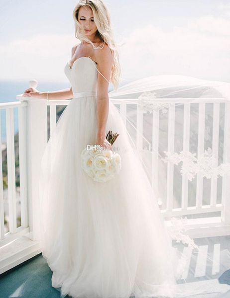 

new arrival beach wedding dresses simple style white ivory a-line spaghetti strap sleeveless sweetheart applique tulle bridal gowns w1608
