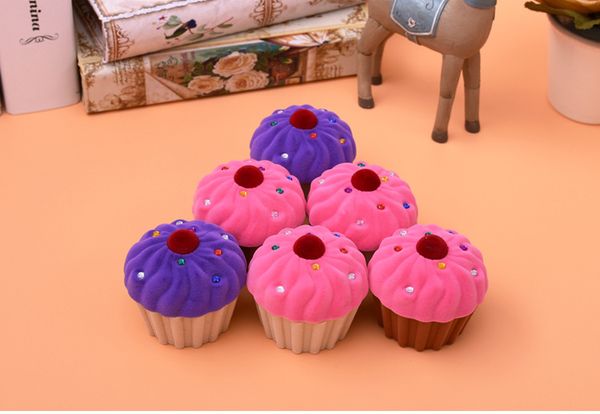 

[simple seven] cartoon cake cup rings display plastic flocking love necklace box earring ear stud case jewelry gift container, Black;white