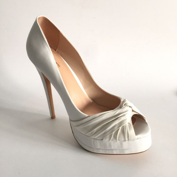 Eleganti scarpe da sposa Peep Toe Slip-on Platform Tacchi alti Pump Scarpe femminili Super Heels Plus Size 14 Colori personalizzati