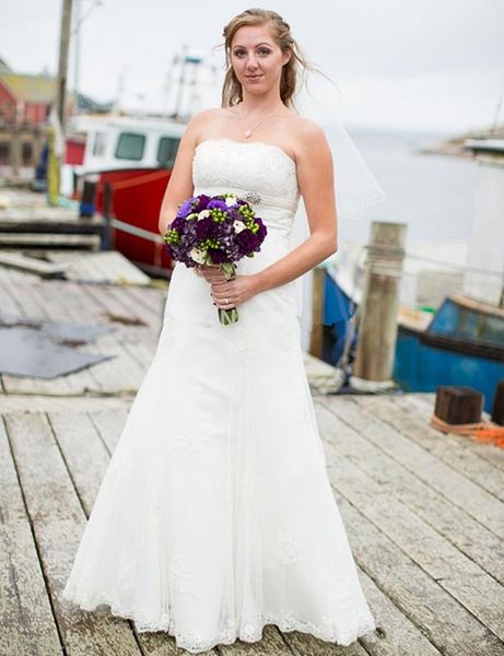 

strapless wedding dresses sheath open back new lace corset romantic modern elegant applique long bridal gowns custom made floor length, White