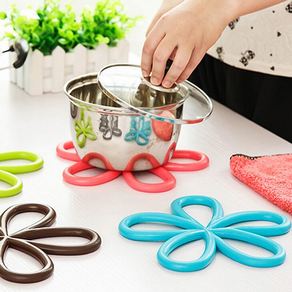 

wholesale-new flower shape pvc anti-slip table insulation mat heat pad kitchen placemats 7jy3