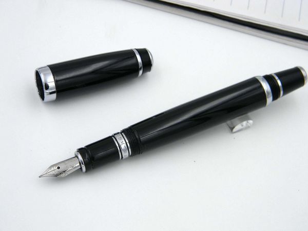 

2pc classic short black with white or black diamond trim medium nib fountain pen