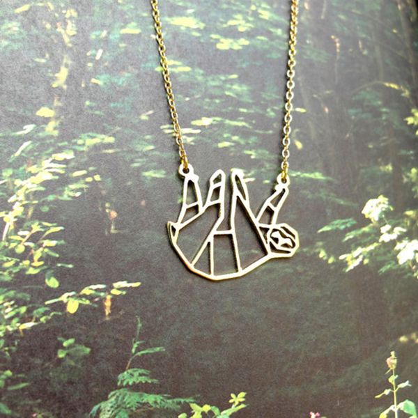 Wholesale Fashion Origami Sloth Animal Necklace Geometric Jewelry Cute Sloth Pendant Necklace Animal Lover Gift For Ladies Handmade Jewellery Pearl