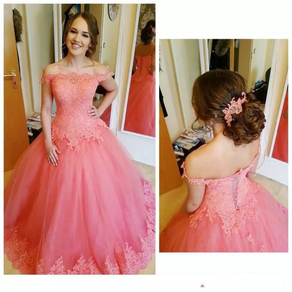

коралловые quinceanera платья с плеча топ кружева аппликации зашнуровать бальное платье девушки театрализованное платье тюль персонализирова, Blue;red