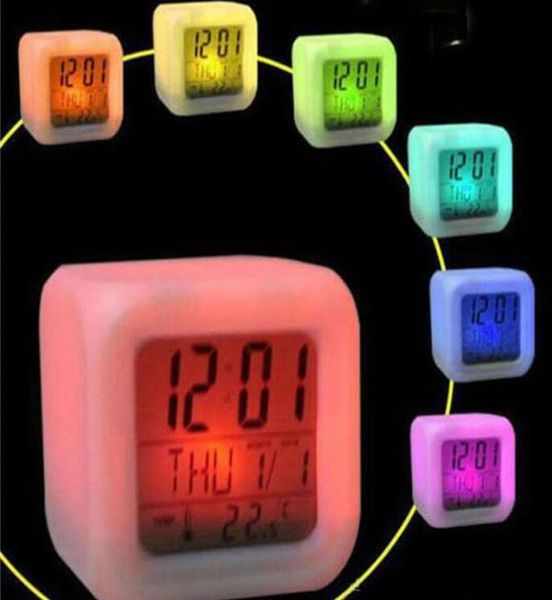 LED luminosi 7 orologi cambia colore Sveglie digitali Termometro Orologio da scrivania colorato con calendario