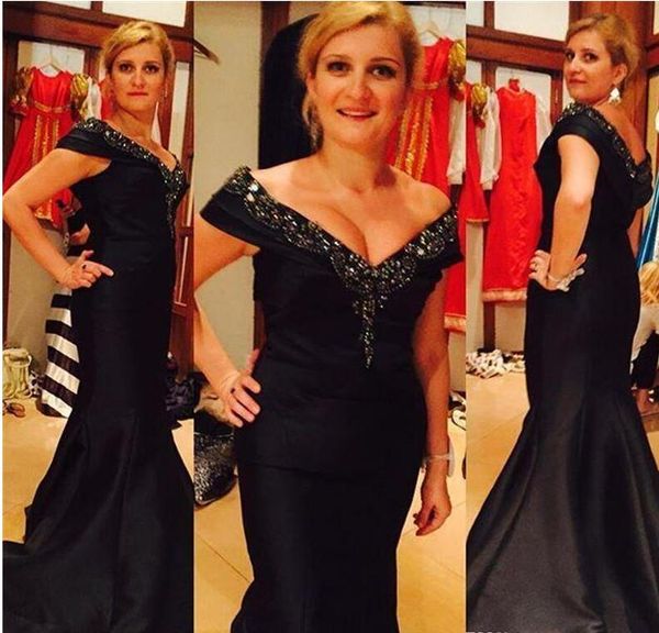 

new custom made v-neck off-shoulder mermaid mother's dresses for womens plus size evening gowns train mother of bride gowns suit, Black;red
